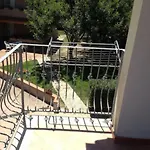 Con Giardino E Posto Auto Apartment Posada (Sardinia)